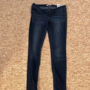 Dark Hollister low rise Jeggings